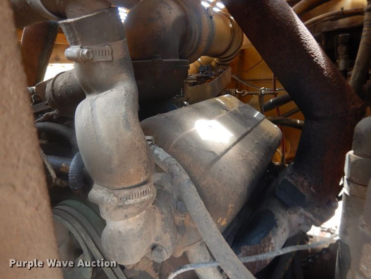 image for item DL0347 1986 Vermeer T-800C  trencher