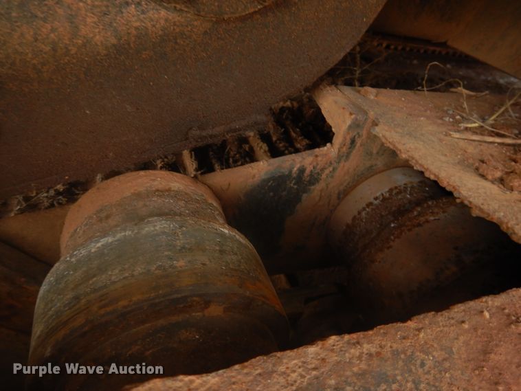 image for item DL0347 1986 Vermeer T-800C  trencher