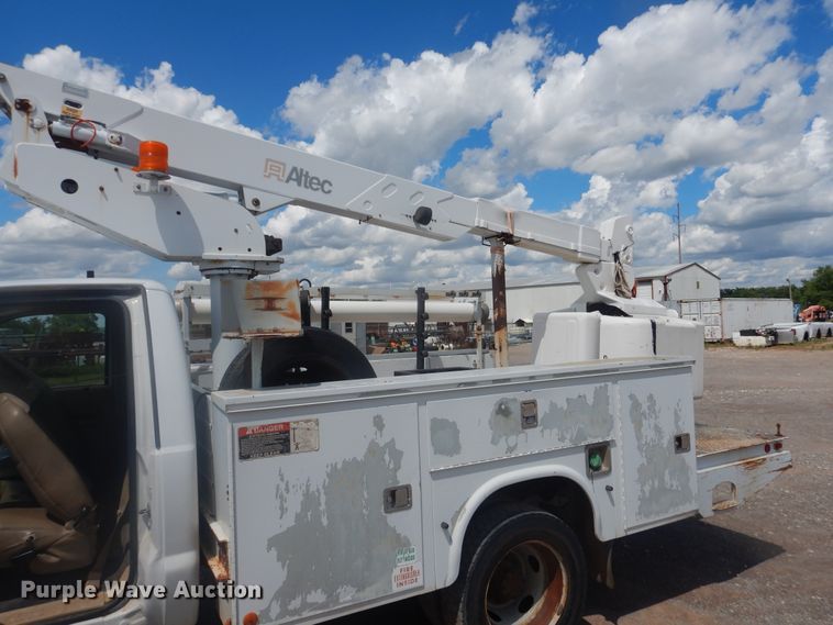 image for item DL0348 2008 Ford F450 Super Duty  bucket truck