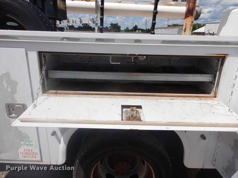 image for item DL0348 2008 Ford F450 Super Duty  bucket truck