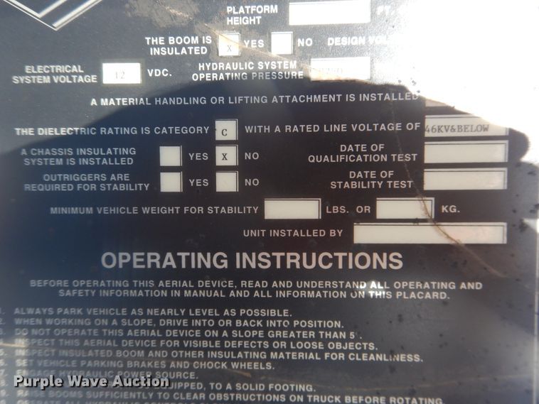 image for item DL0349 2002 Versalift Tel29IH  boom