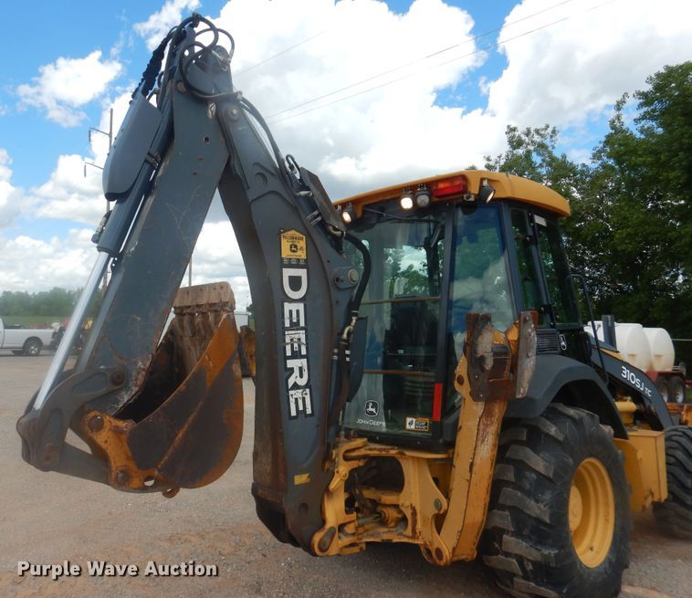 image for item DL0352 2008 John Deere 310SJ  backhoe