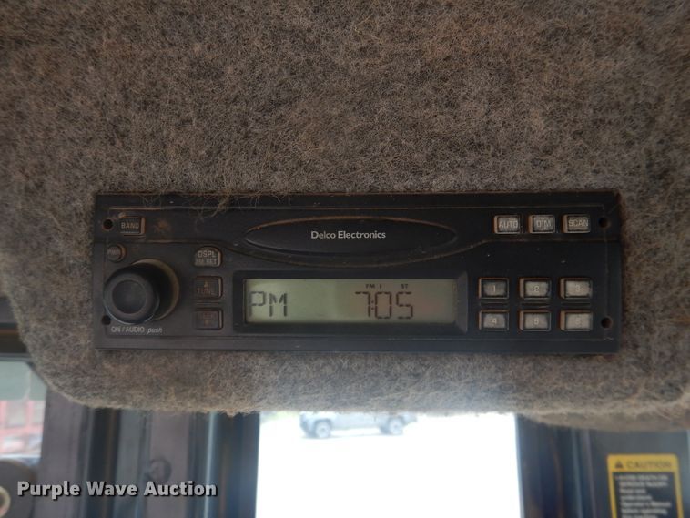 image for item DL0352 2008 John Deere 310SJ  backhoe