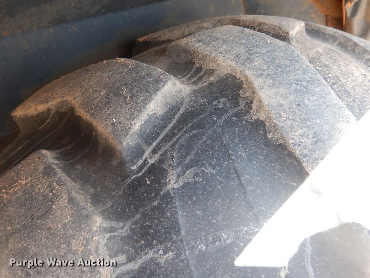 image for item DL0352 2008 John Deere 310SJ  backhoe