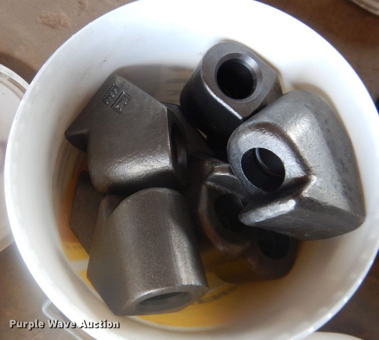 image for item DL0353 Trencher teeth