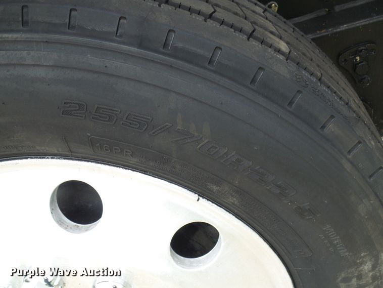 image for item DL0976 2002 International 5500i  dump truck