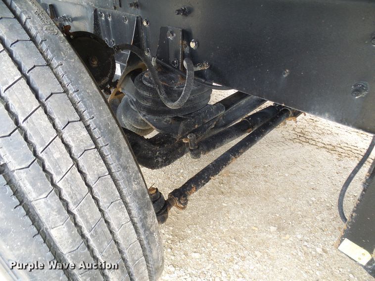 image for item DL0976 2002 International 5500i  dump truck