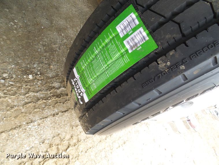 image for item DL0976 2002 International 5500i  dump truck