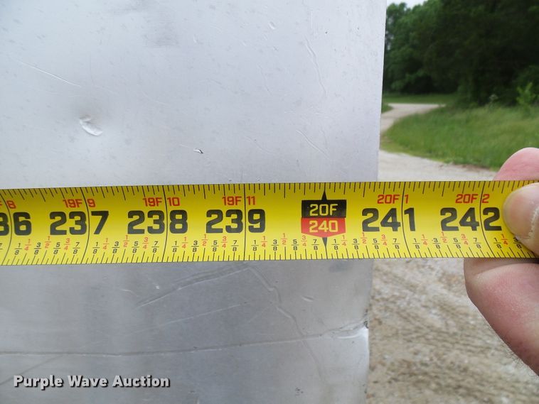 image for item DL0976 2002 International 5500i  dump truck