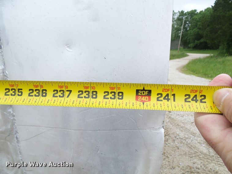 image for item DL0976 2002 International 5500i  dump truck