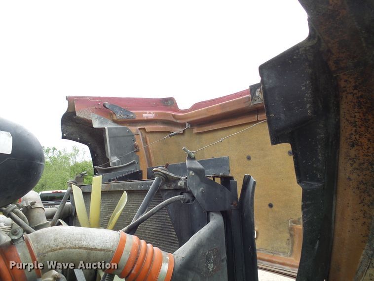 image for item DL0976 2002 International 5500i  dump truck