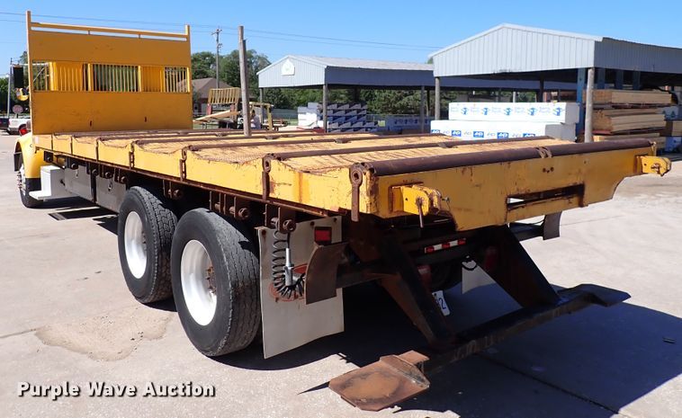 image for item DL7529 2003 Peterbilt 330  dump flatbed truck