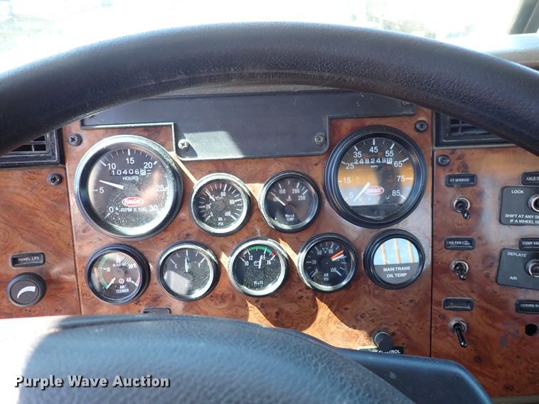 image for item DL7529 2003 Peterbilt 330  dump flatbed truck