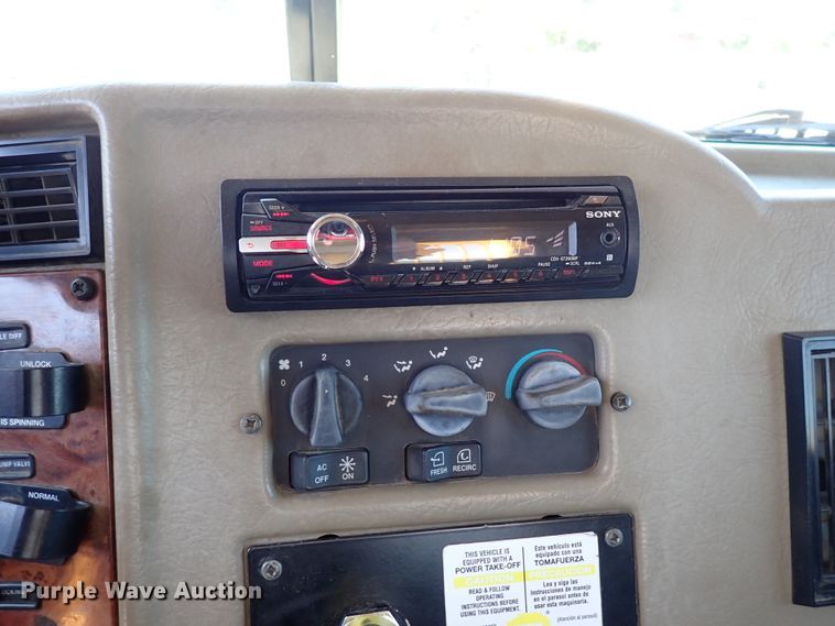 image for item DL7529 2003 Peterbilt 330  dump flatbed truck