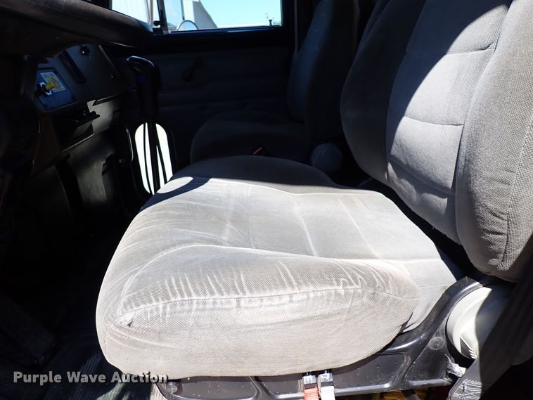 image for item DL7529 2003 Peterbilt 330  dump flatbed truck