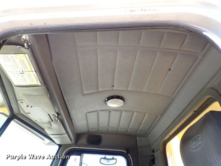 image for item DL7529 2003 Peterbilt 330  dump flatbed truck