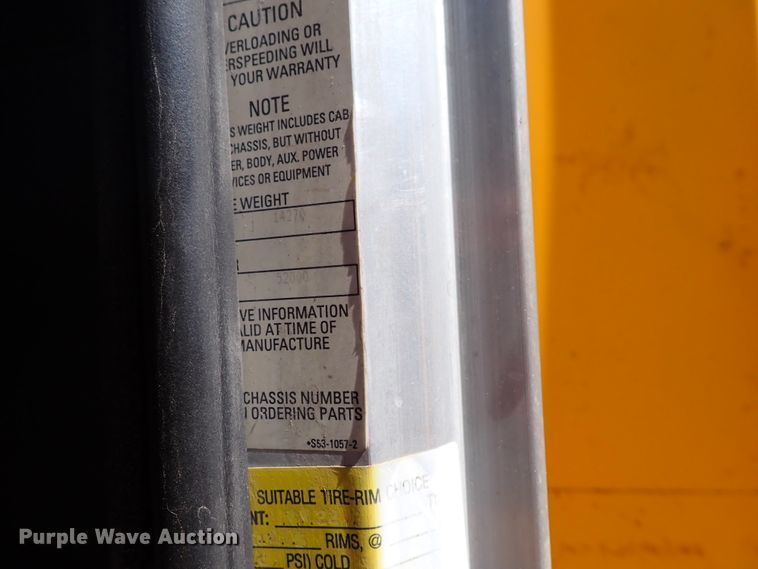 image for item DL7529 2003 Peterbilt 330  dump flatbed truck