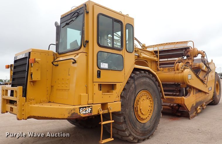 image for item DL7554 2000 Caterpillar 623F  elevating scraper