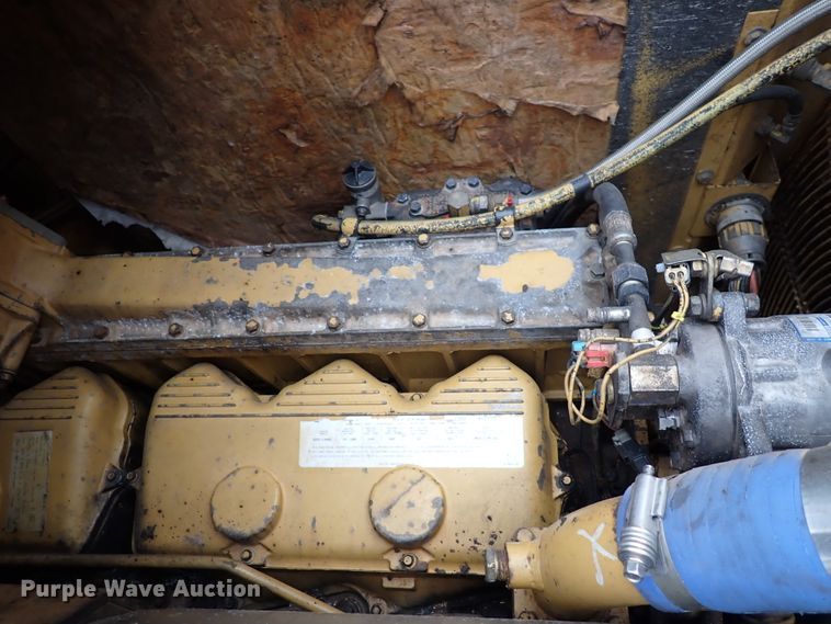 image for item DL7554 2000 Caterpillar 623F  elevating scraper