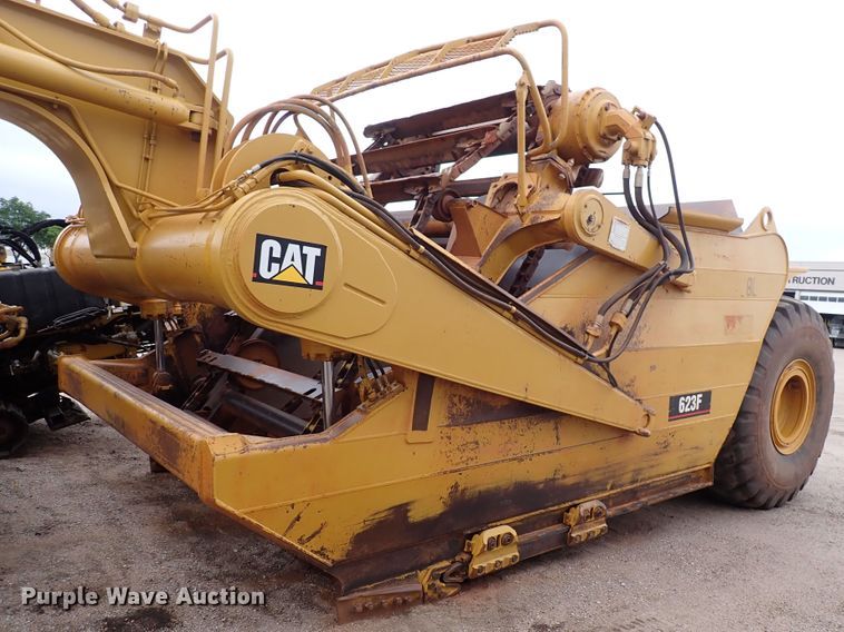 image for item DL7554 2000 Caterpillar 623F  elevating scraper