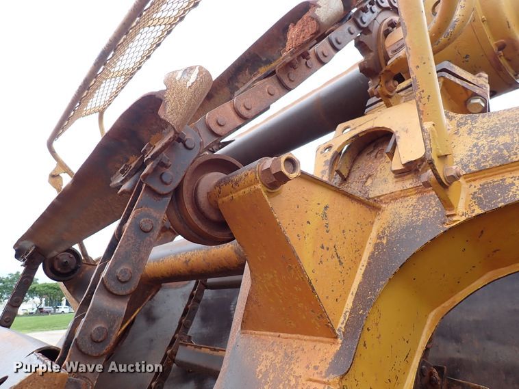 image for item DL7554 2000 Caterpillar 623F  elevating scraper