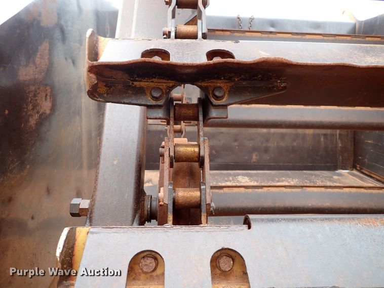 image for item DL7554 2000 Caterpillar 623F  elevating scraper