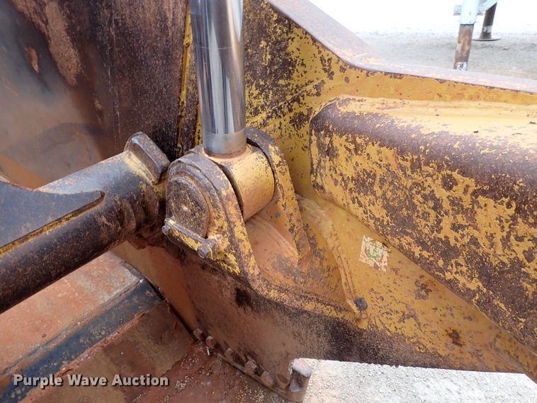 image for item DL7554 2000 Caterpillar 623F  elevating scraper