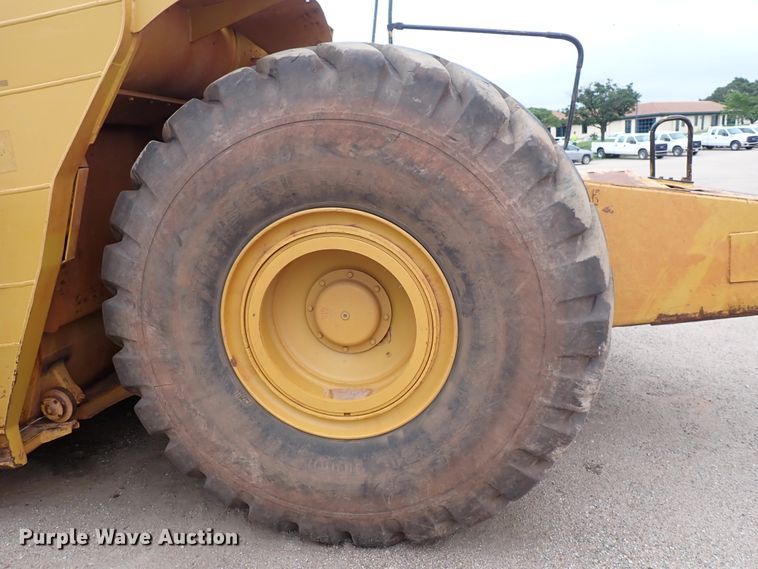 image for item DL7554 2000 Caterpillar 623F  elevating scraper