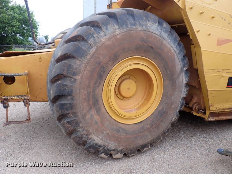 image for item DL7554 2000 Caterpillar 623F  elevating scraper