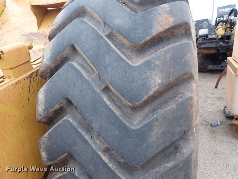 image for item DL7554 2000 Caterpillar 623F  elevating scraper