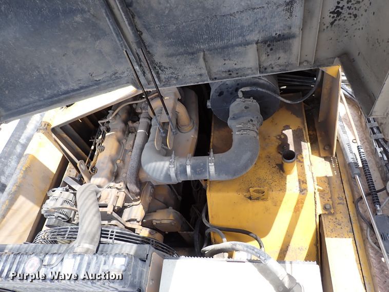 image for item DL7577 2003 Gomaco RTP-500  belt placer