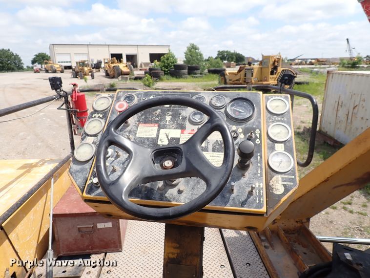 image for item DL7577 2003 Gomaco RTP-500  belt placer