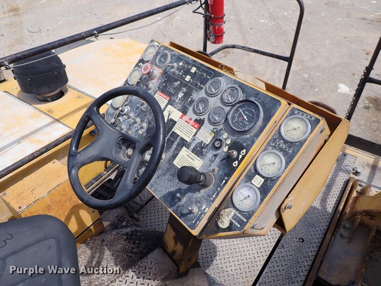 image for item DL7577 2003 Gomaco RTP-500  belt placer