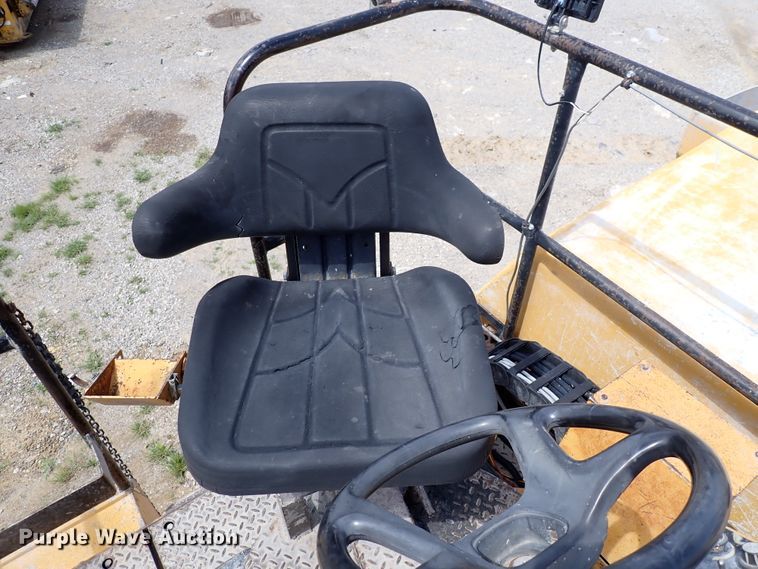 image for item DL7577 2003 Gomaco RTP-500  belt placer