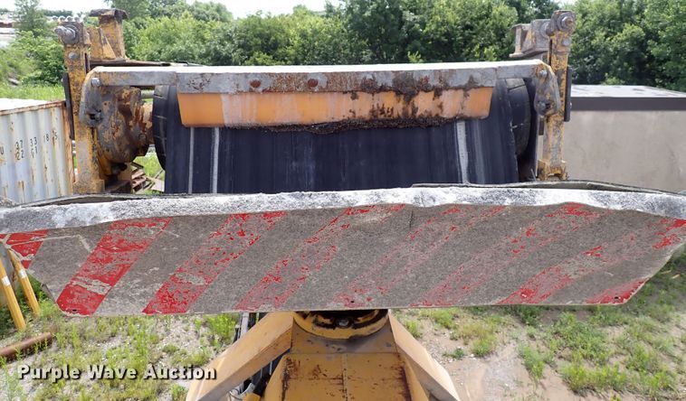 image for item DL7577 2003 Gomaco RTP-500  belt placer