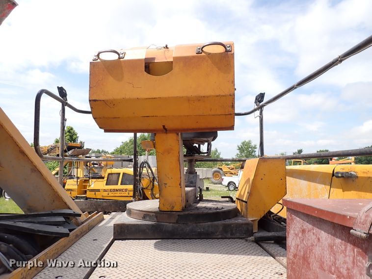 image for item DL7577 2003 Gomaco RTP-500  belt placer