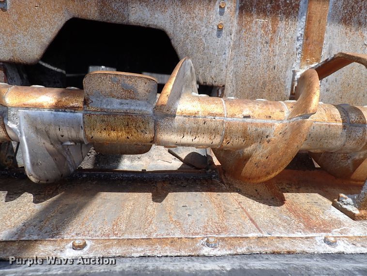 image for item DL7577 2003 Gomaco RTP-500  belt placer