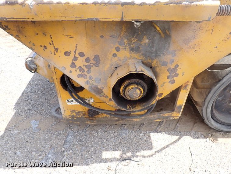 image for item DL7577 2003 Gomaco RTP-500  belt placer