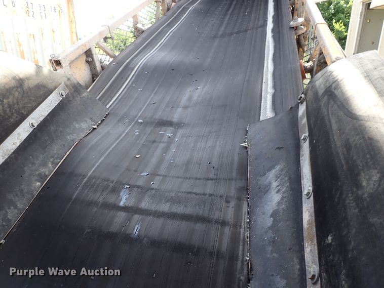 image for item DL7577 2003 Gomaco RTP-500  belt placer