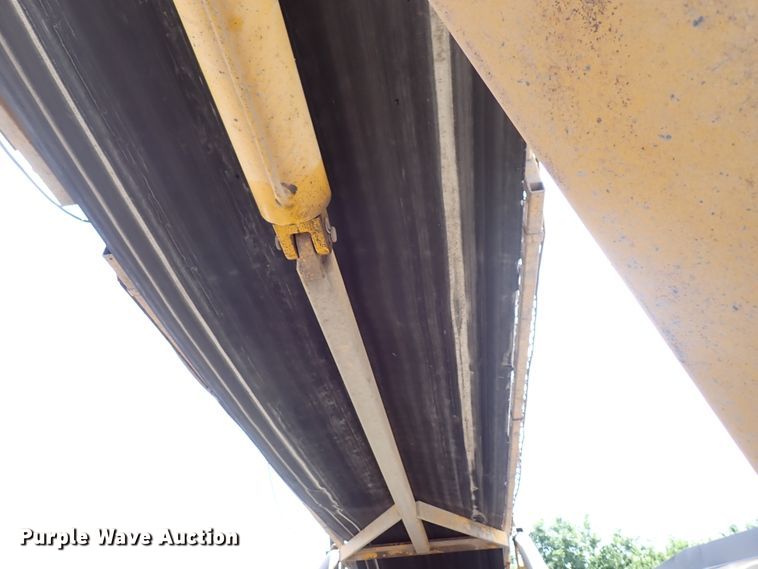 image for item DL7577 2003 Gomaco RTP-500  belt placer