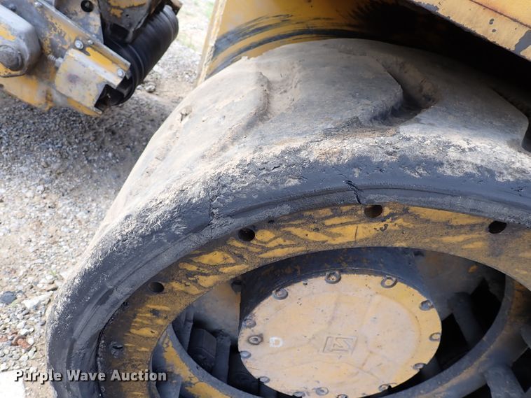 image for item DL7577 2003 Gomaco RTP-500  belt placer