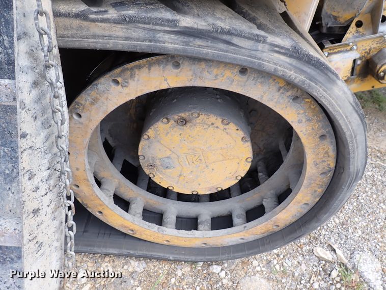 image for item DL7577 2003 Gomaco RTP-500  belt placer