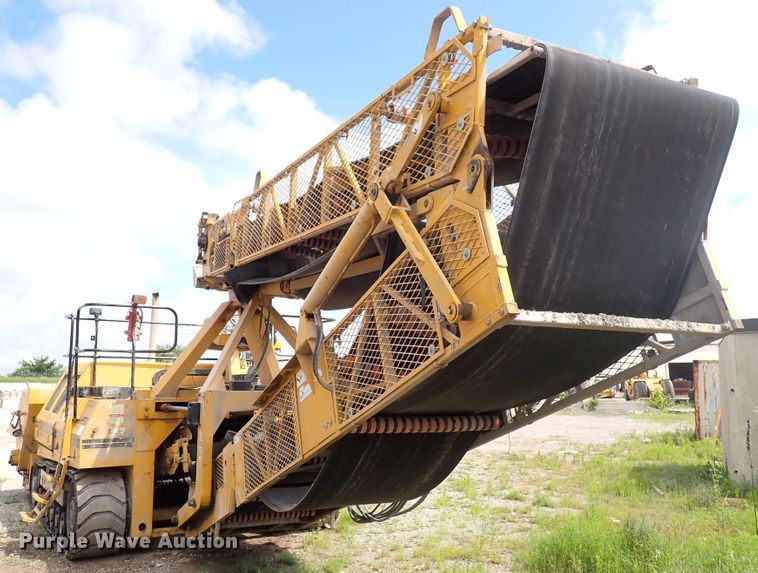 image for item DL7578 2003 Gomaco RTP-500  belt placer