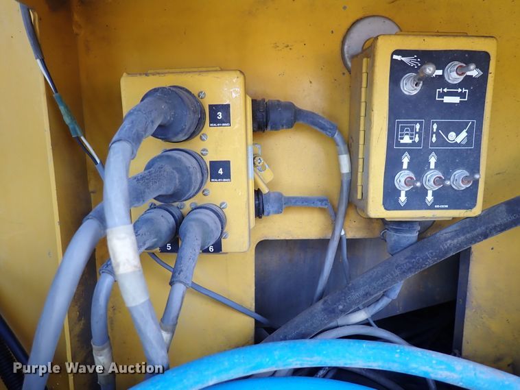 image for item DL7578 2003 Gomaco RTP-500  belt placer