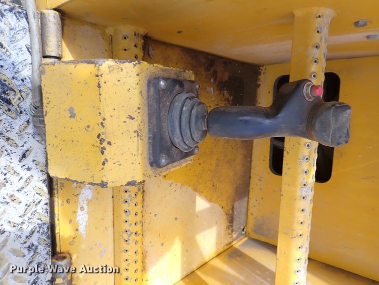 image for item DL7578 2003 Gomaco RTP-500  belt placer