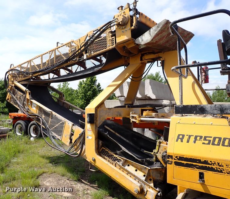 image for item DL7578 2003 Gomaco RTP-500  belt placer