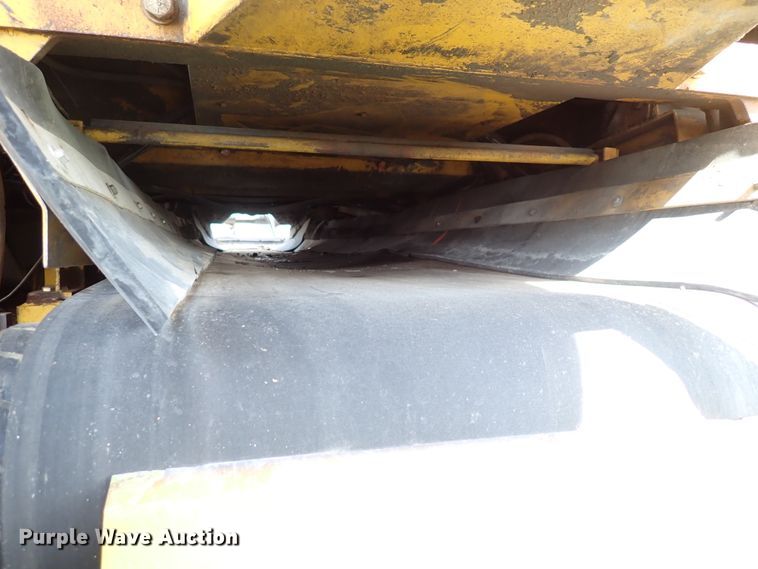 image for item DL7578 2003 Gomaco RTP-500  belt placer