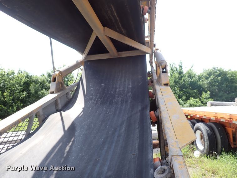 image for item DL7578 2003 Gomaco RTP-500  belt placer