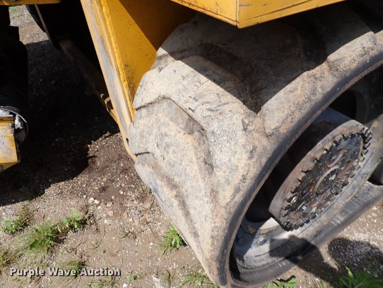 image for item DL7578 2003 Gomaco RTP-500  belt placer