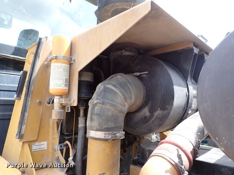 image for item DL7580 2008 Caterpillar 966H  wheel loader